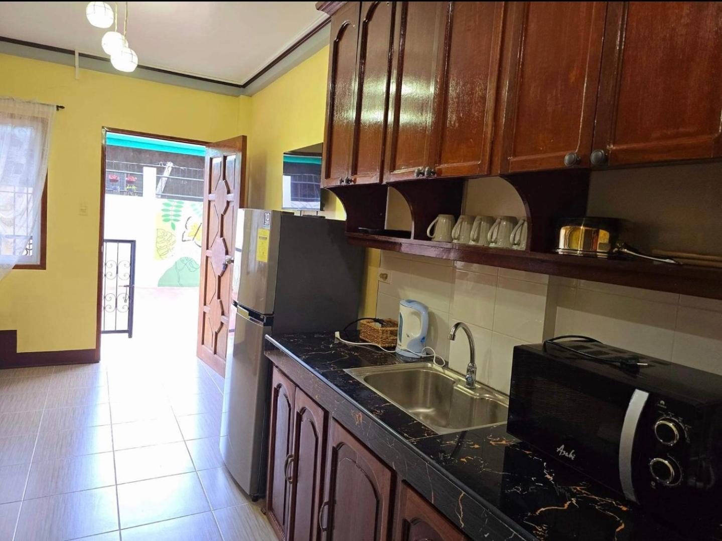 Nober Apartments Puerto Princesa ภายนอก รูปภาพ